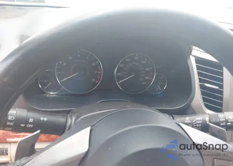 2011 Subaru Outback 2.5I Limited из США, поврежденный, VIN 4S4BRBKC3B3410533